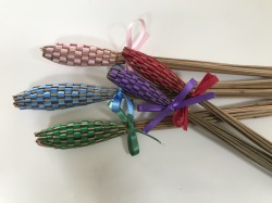 ラベンダーバンドル作り